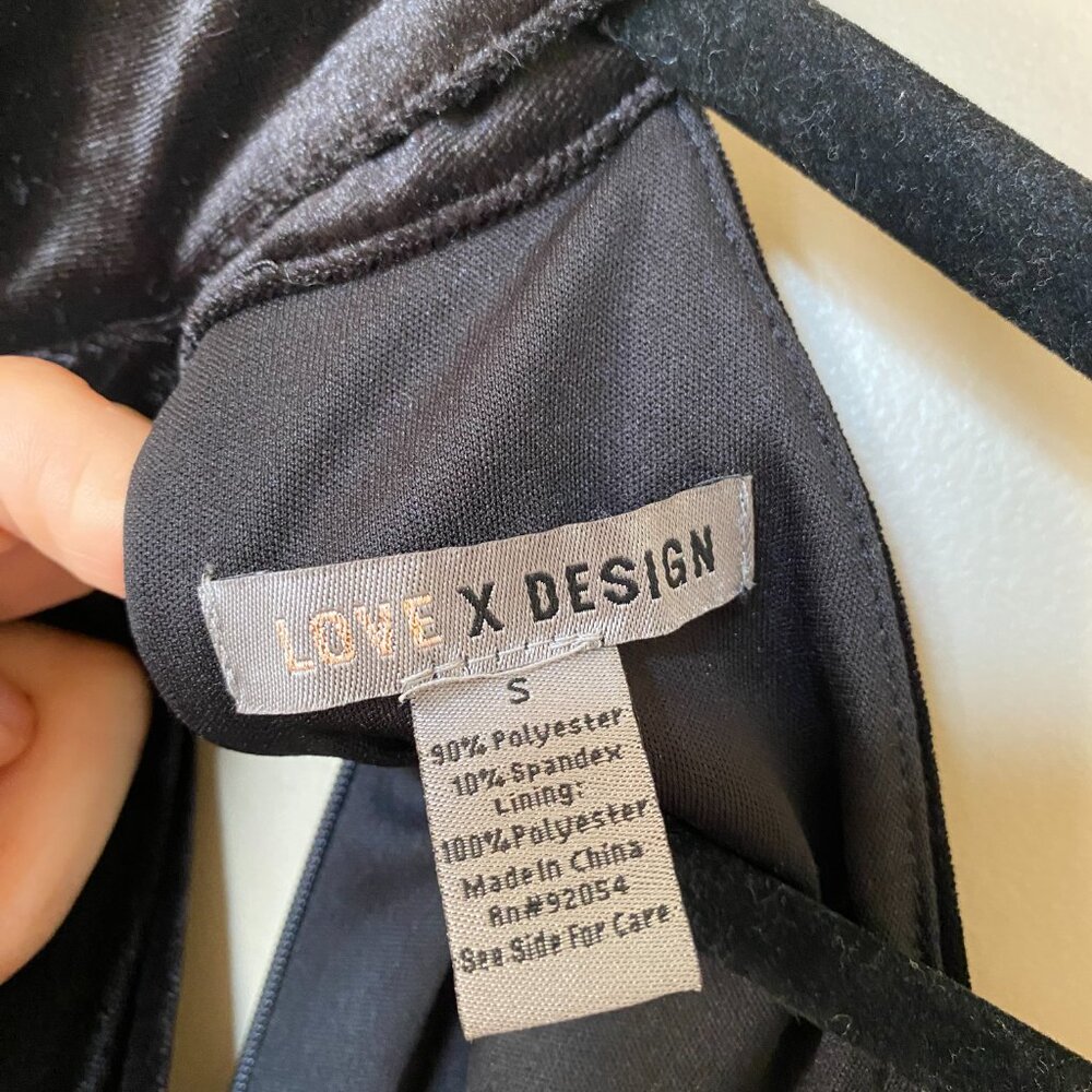 Love by Design Black Velvet Floor Length Dress - Picture 6 of 6